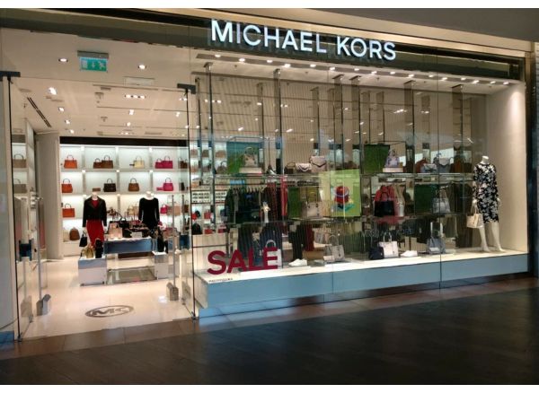 Michael Kors покидает российский рынок