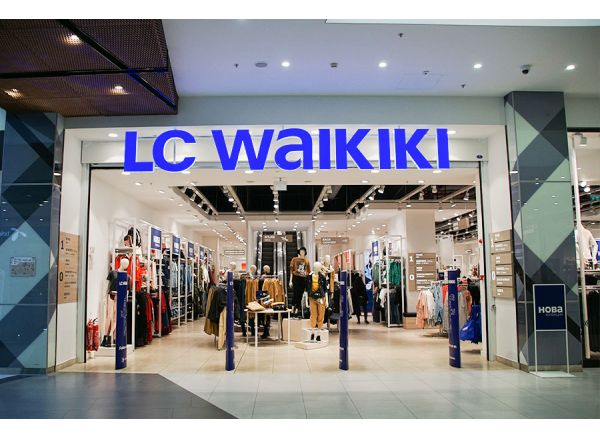Одежду бренда LC Waikiki теперь можно купить на Lamoda