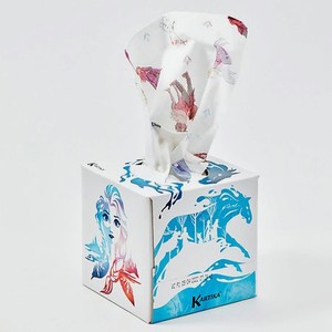 Салфетки бумажные косметические 3 слоя Ледяной Конь  Frozen 