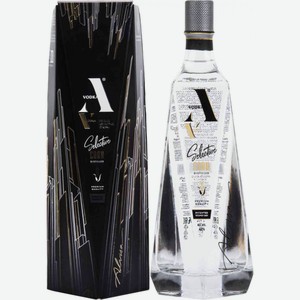 Водка Vodka A в подарочной упаковке 40 % алк., Россия, 0,7 л