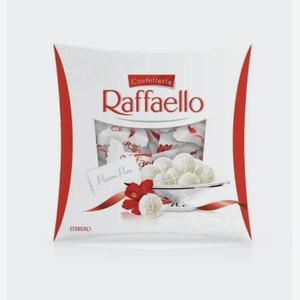 Конфеты в коробке Raffaello, 240 г
