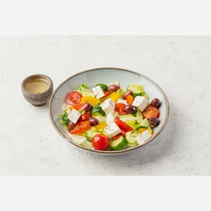 Салат Греческий с томатами 225 г