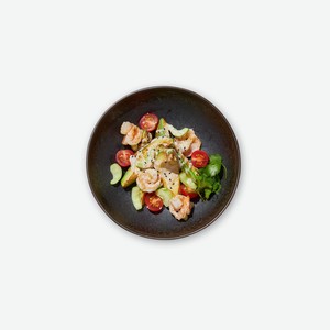 Салат авокадо-гриль с креветками и овощами