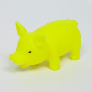 Игрушка для собак Пижон «Маленький поросенок» с пищалкой 9 см жёлтая