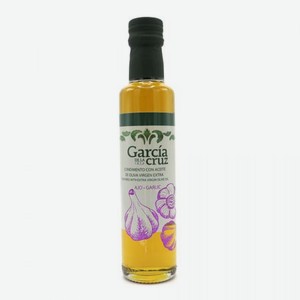 Масло оливковое Garcia De La Cruz Extra Virgin нерафинированное с ароматом чеснока, 250 мл