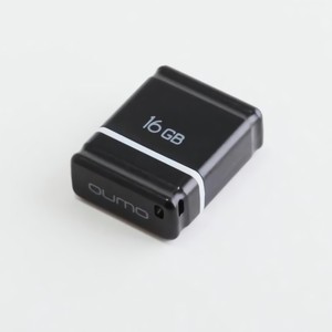 Флешка Nano USB 2.0 QM16GUD-NANO-B 16Gb Черная Qumo