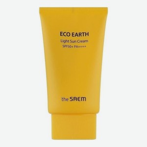 Легкий солнцезащитный крем на основе фитокомплекса Eco Earth Light Sun Cream SPF50+ PA++++ 50г
