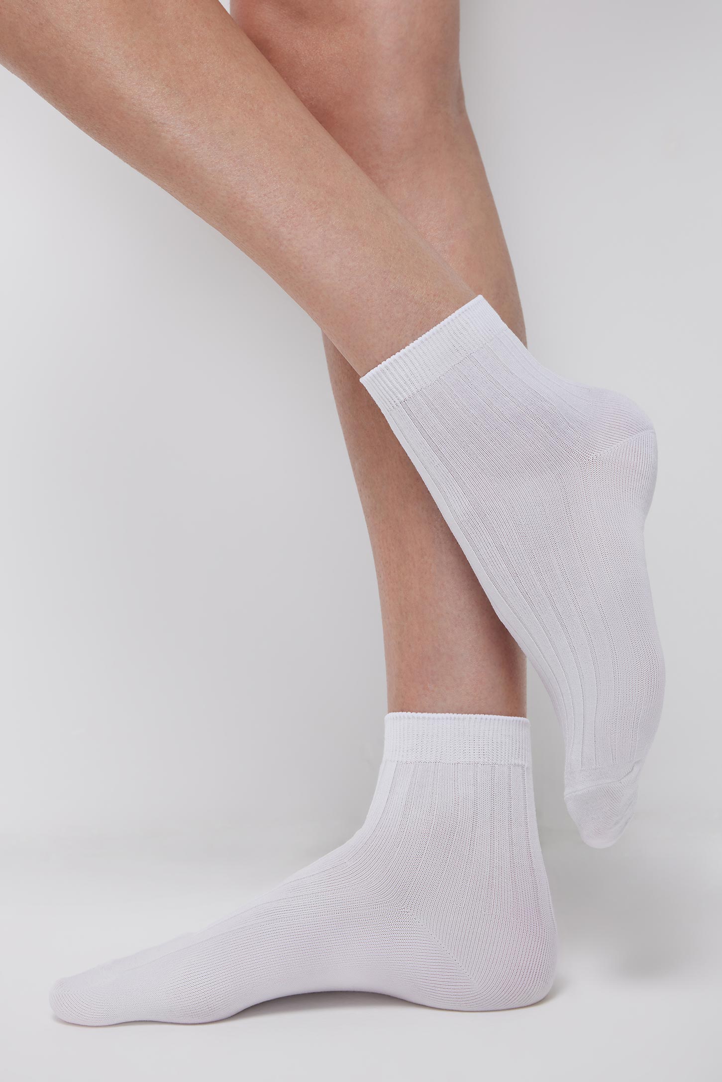 Хлопковые носки средней длины (белый)