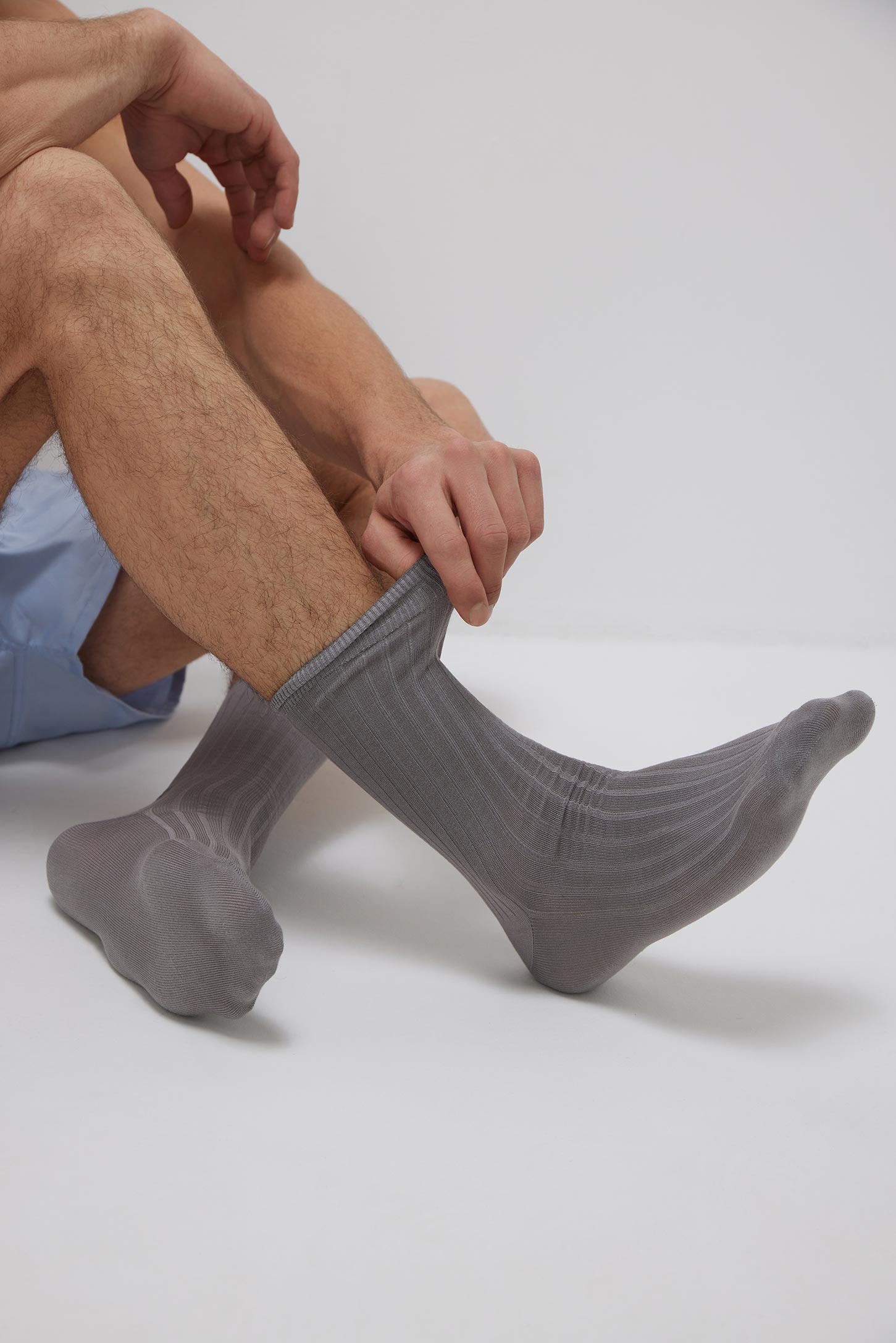 Мужские хлопковые носки средней длины (светло-серый)